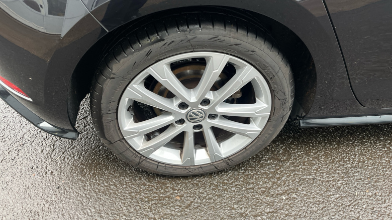 Volkswagen Golf 1.5 TSI EVO 150 R-Line 5dr Petrol Hatchback